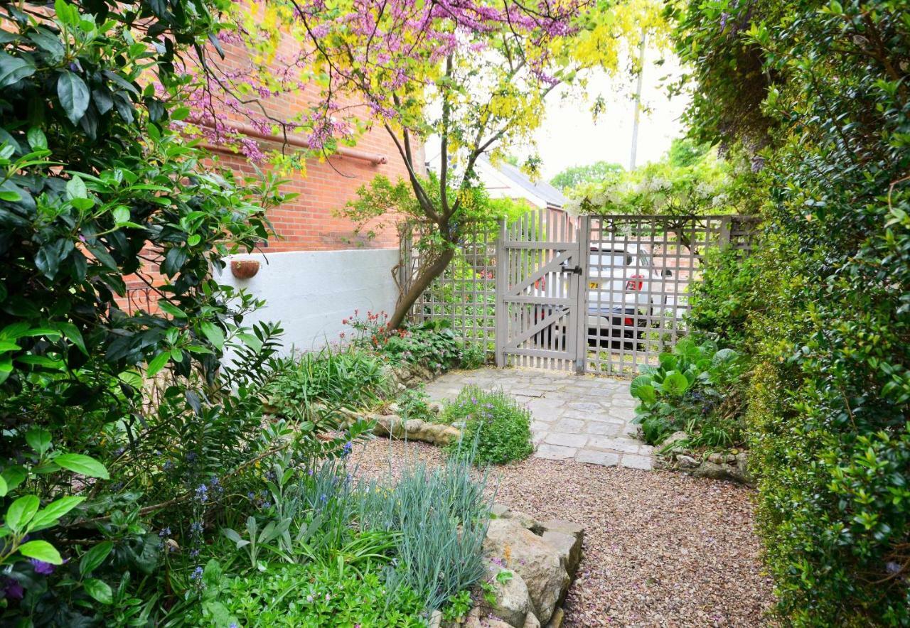 Grove Cottage Yarmouth  Bagian luar foto